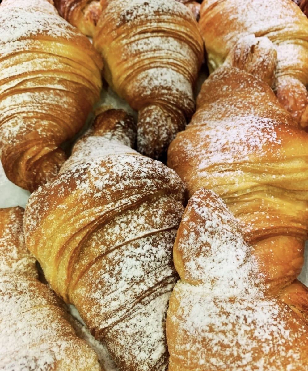 Cornetti con zucchero a velo